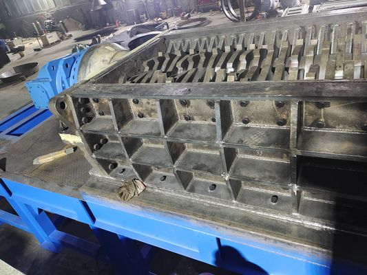 Máquina de trituración de metales para obras de construcción a precios asequibles