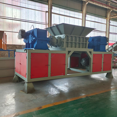 Trituradora para el reciclado multifuncional de bolsas tejidas de película de caucho, chatarra de madera y metal